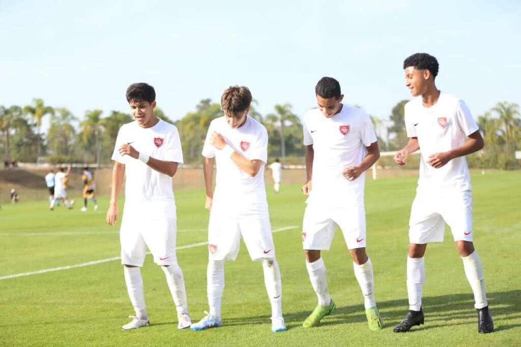 Desportivo Brasil Sub-15 e Sub-17 conquistam vitórias expressivas