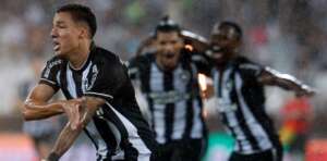 Botafogo tem mais de 70% de probabilidade de conquistar o título do Brasileirão