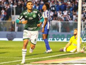 Guarani explora limitações do Avaí para construir a vitória