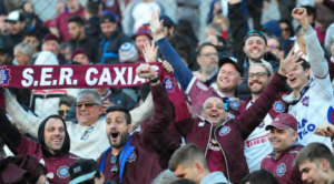 Série D: Torcedor do Caxias-RS é acusado de racismo por jogadores do São Joseense-PR