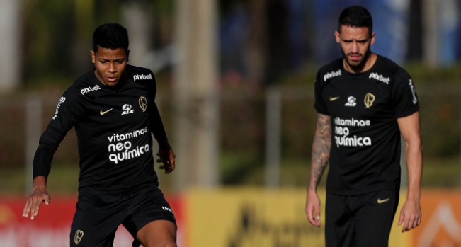 Renato Augusto deve voltar ao time do Corinthians