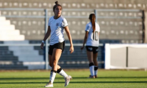 PAULISTA FEMININO SUB-17: Corinthians vence dentro de casa e cola no líder