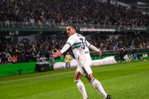 Coritiba 3 x 1 América-MG - Coxa vence 