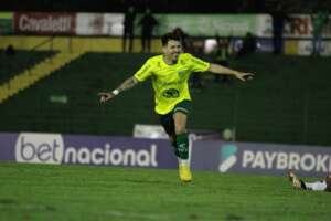 Ypiranga-RS 4 x 1 Pouso Alegre-MG - Canarinho volta a se aproximar do G8 na Série C