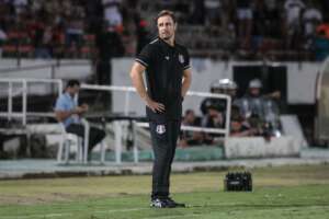 Série D: Santa Cruz demite treinador que cai em todas as divisões