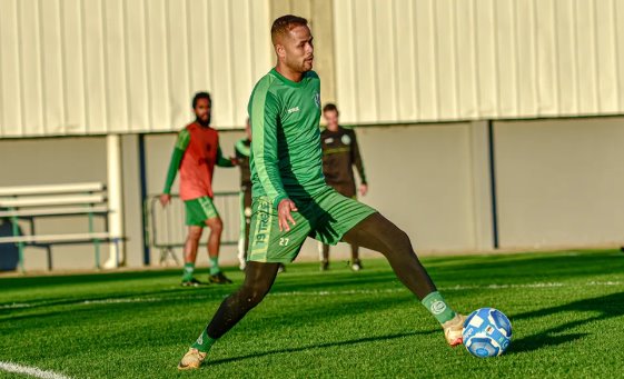 Série B: Ex-Santos e Flamengo, atacante pode voltar a campo depois de 250 dias