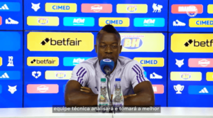 Palacios é apresentado oficialmente e não esconde ansiedade pela estreia no Cruzeiro