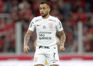 Maycon celebra volta por cima e quer tirar Corinthians da faixa de risco no Brasileirão