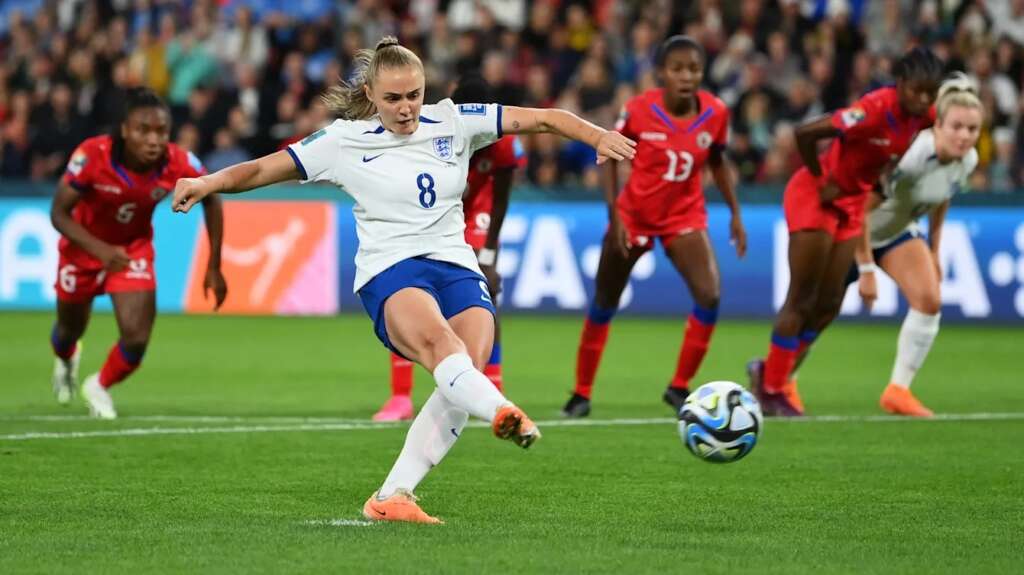 Inglaterra venceu na abertura da Copa do Mundo Feminina