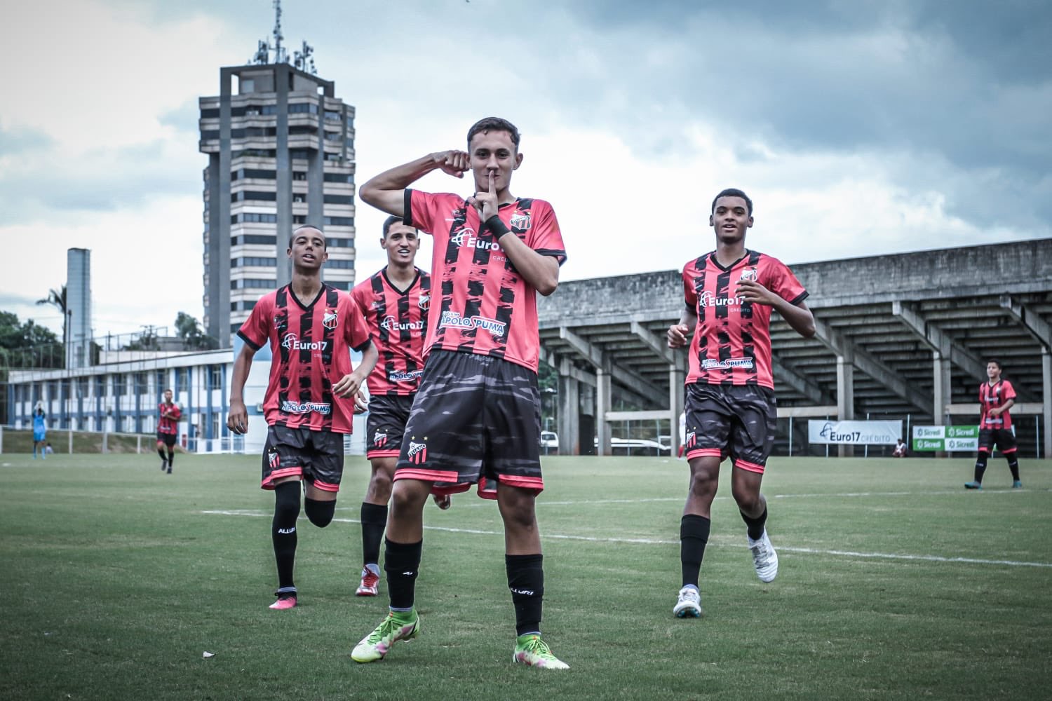 PAULISTA SUB-15: Ituano surpreende Corinthians; Palmeiras e Ferroviária vencem