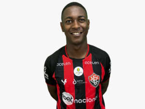 Série B: Vitória acerta contratação e duas rescisões