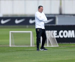 Luxemburgo critica postura do Universitario e também do jovem Ryan na comemoração do gol