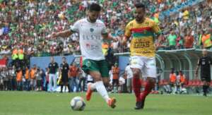Manaus-AM x Brusque-SC - Opostos medem forças na Série C