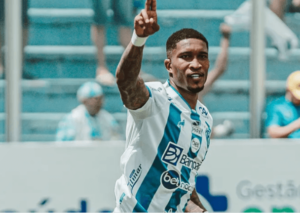 Série C: Artilheiro do Paysandu-PA fala sobre momento e visa quebrar recorde pessoal