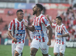 Náutico 2x1 Figueirense - Timbu vence, assume quarto lugar e cola na briga pela liderança
