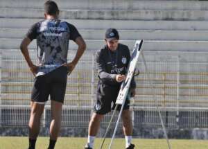 Copa Paulista: XV de Piracicaba alcança marcas sob comando de Paulo Roberto Santos
