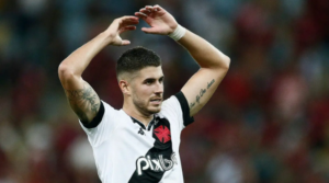 Vasco negocia importante atacante com clube mexicano