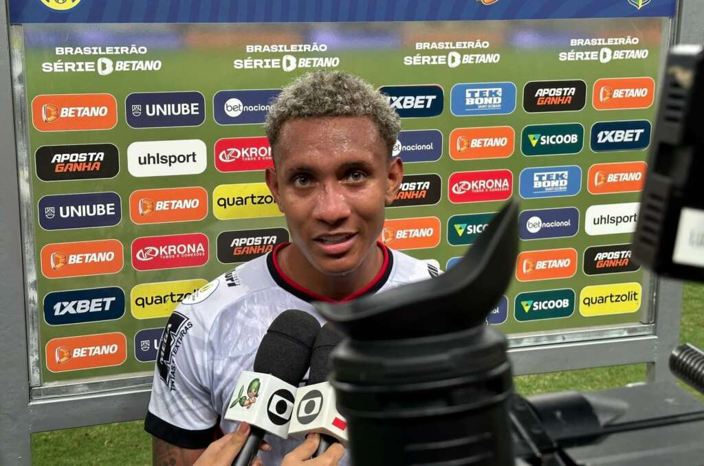 Wesley Pomba comemora a estreia com gol pelo Ituano