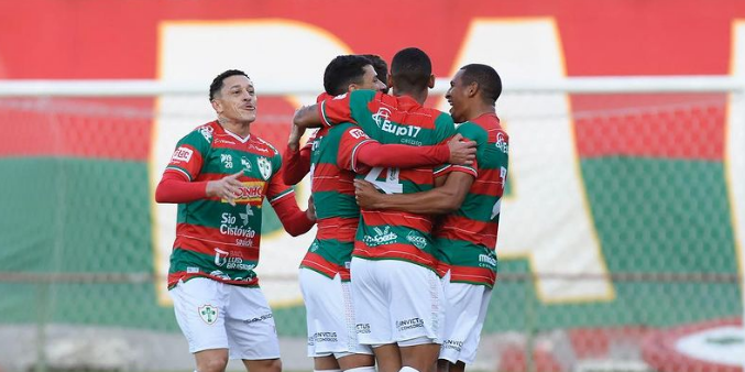Opinião: time acende, bola entra e Portuguesa enfim lidera na Copa Paulista, portuguesa