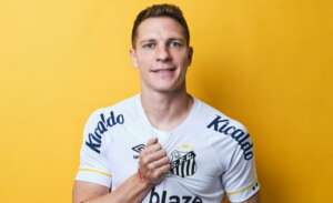 Santos anuncia contratação de Julio Furch, atacante argentino ídolo no México