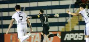 São José-RS 2 x 0 América-RN - Goleiro faz gol, pega pênalti e Zeca é o novo vice-líder da Série C