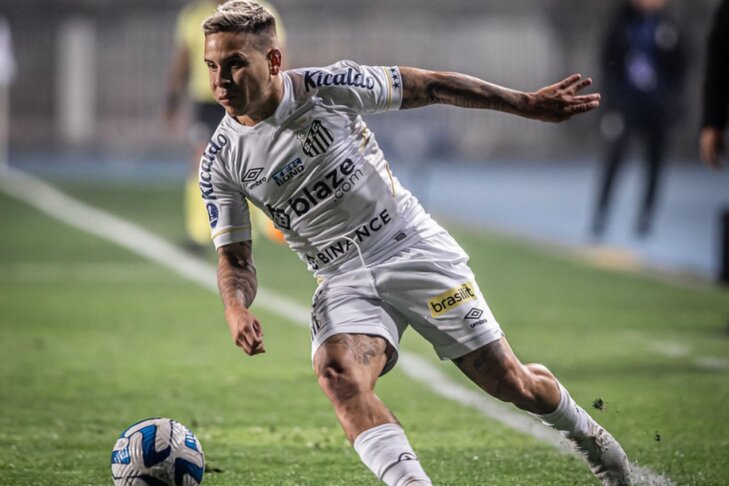 (Nome de Soteldo aparece no BID após contrato em definitivo com o Santos (Foto: Raul Baretta/ Santos FC)