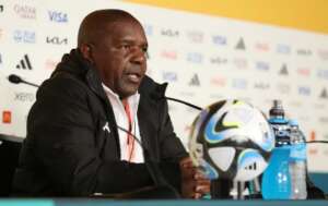 Zâmbia tem coletiva encerrada após perguntas a treinador acusado de abuso sexual