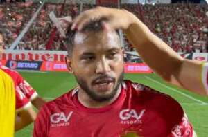 Vila Nova-GO 1 x 0 Vitória - Novo líder isolado da Série B