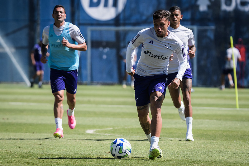 Cruzeiro segue preparação para enfrentar o Grêmio (Foto: Gustavo Aleixo/Cruzeiro)