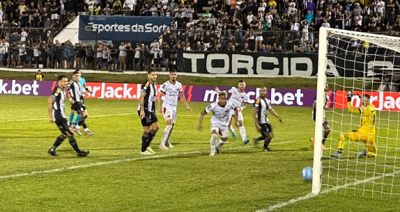 Ituano saiu na frente, mas cedeu o empate contra o ABC