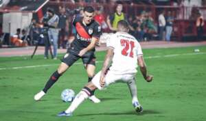Atlético-GO 0 x 0 Vitória - Com um a menos, Leão empata e aumenta gordura na liderança