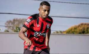 Série B: Airton projeta Atlético-GO na briga pelo acesso
