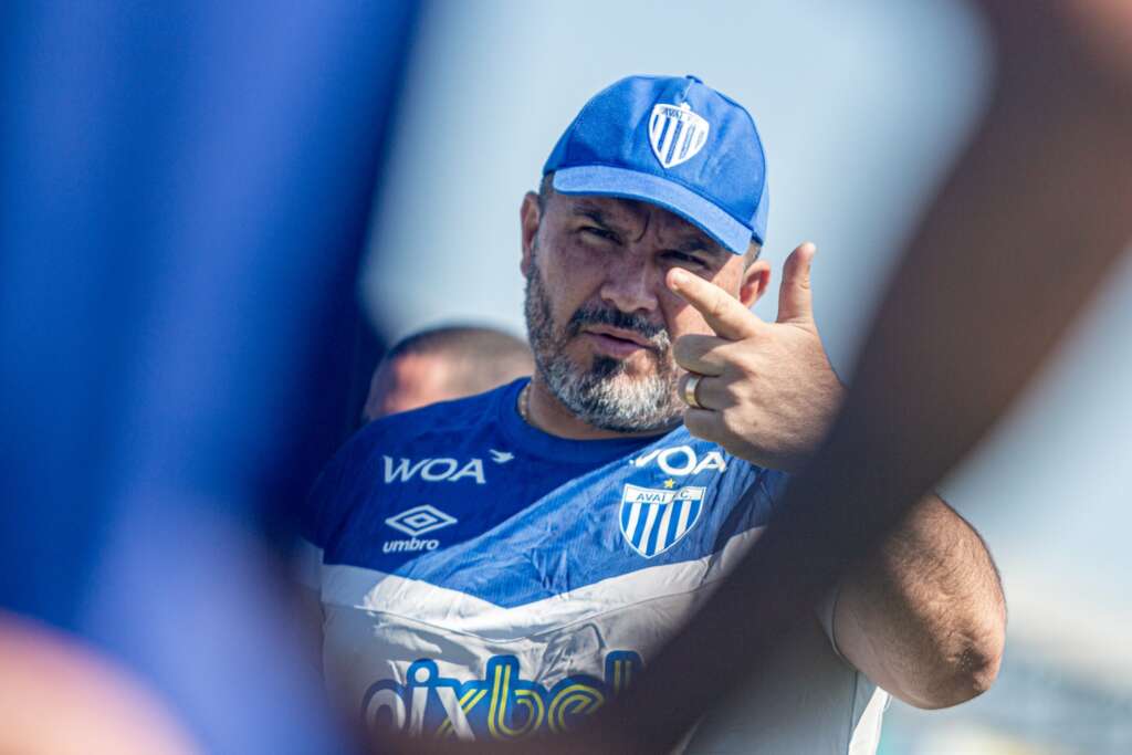Série B: Com desfalques, Avaí segue preparação para tentar se manter fora do Z4