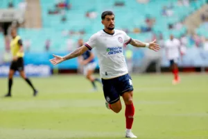 Bahia forma esqueleto da Seleção FI da 20ª rodada, com Veiga e Bruno Henrique
