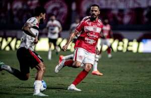 Série B: CRB tem dúvida no ataque contra o Vitória