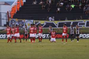 SÉRIE B: Em dia de jogos atrasados, CRB e Avaí se encontram com objetivos diferentes