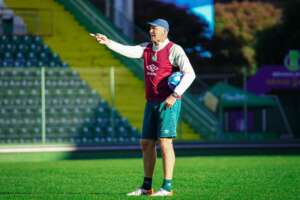 Série B: Chapecoense embarca para Londrina e deve ter três zagueiros na busca pela reabilitação