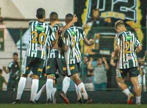 Torcedores do Comercial se reúnem e chegam a R$ 1 milhão arrecadados para ajudar o clube