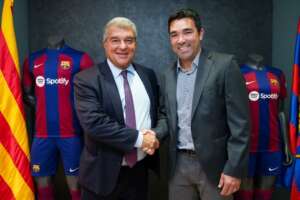 Deco assume diretoria esportiva do Barcelona com missão de terminar montagem de elenco