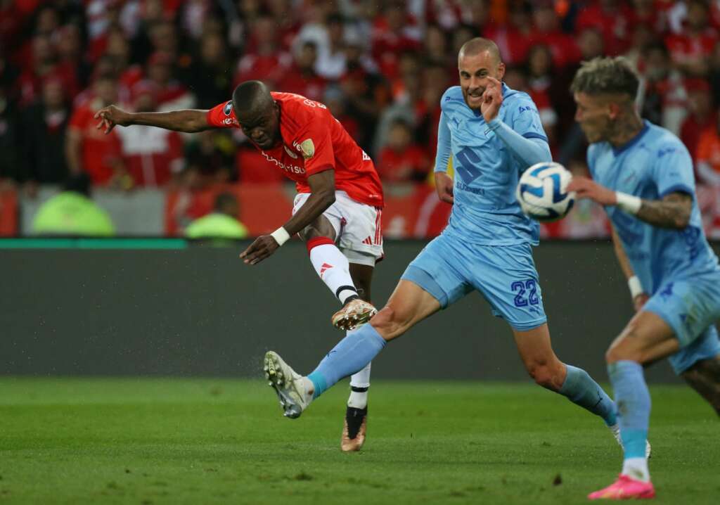 Herói em classificação, Enner Valencia fala em ‘passo importante’ e agradece torcedores