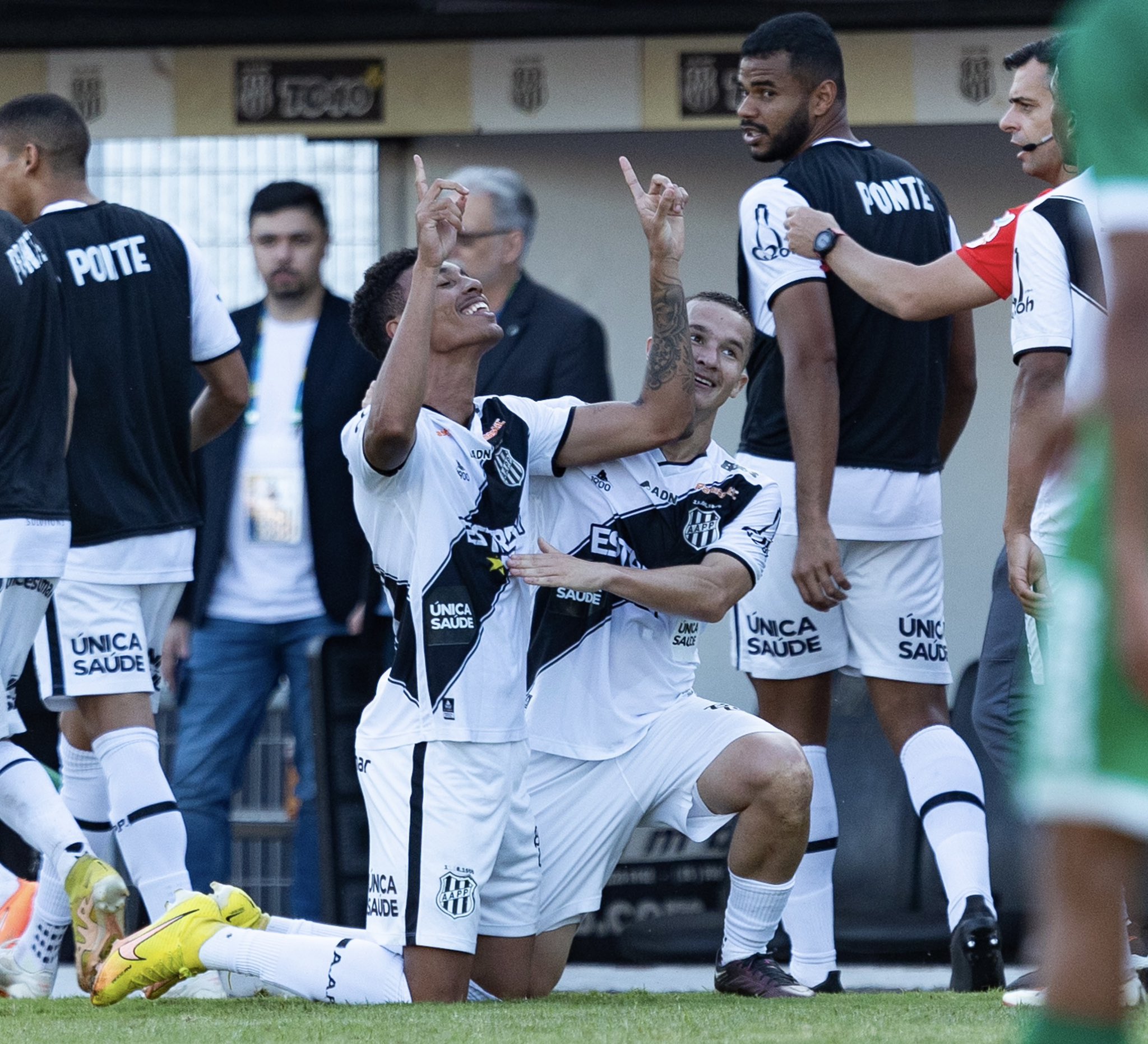 Lucas Nathan estreia com gol em vitória da Ponte Preta (Foto: Diogo Reis/Especial PontePress)