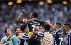 Duas partidas movimentaram a tabela da Série B neste domingo; confira classificação