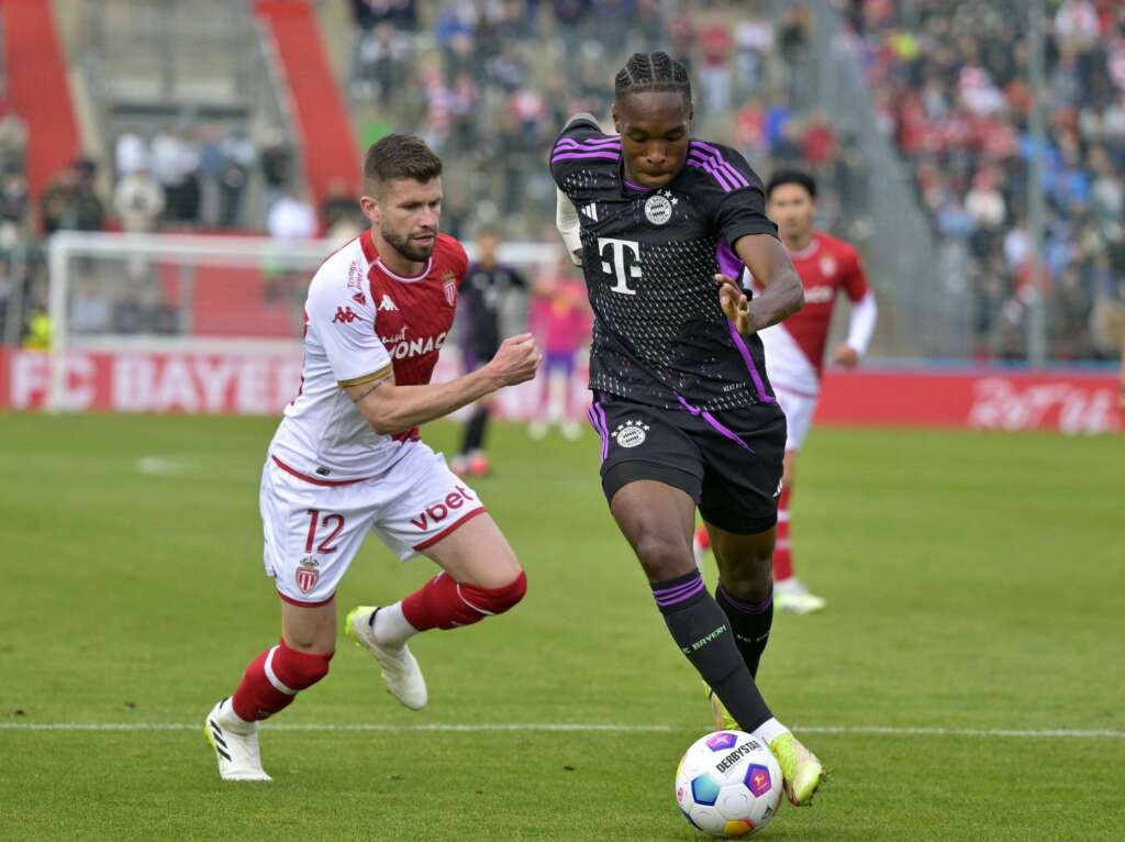 Bayern de Munique e Liverpool fecharam a fase de amistosos com grandes vitórias (Foto: Reprodução/Bayern)