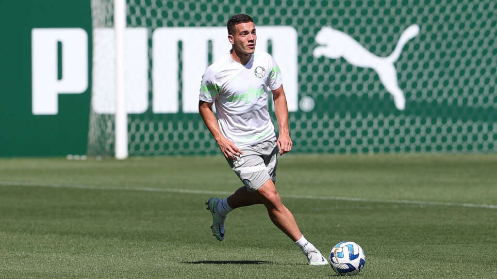 Palmeiras treina e Fabinho projeta duelo com Cruzeiro: ‘Estamos confiantes’