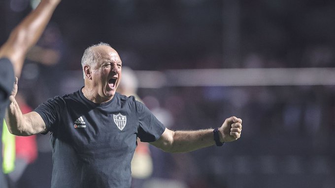 Felipão brinca com ‘cervejinha’ após vitória do Atlético-MG, defende Paulinho e alfineta STJD