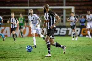 Figueirense-SC x Manaus-AM - Duelo direto contra o rebaixamento na Série C
