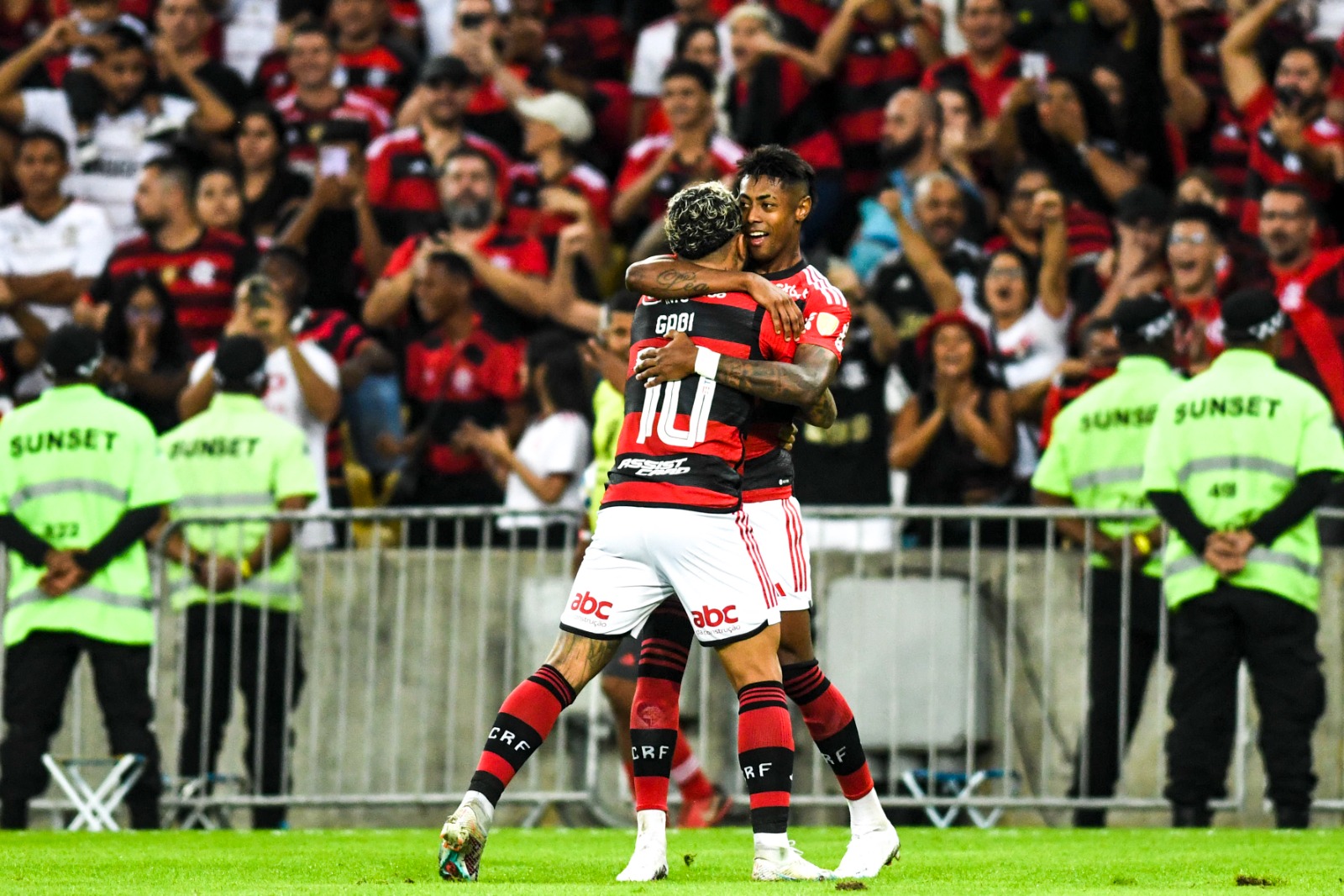 Vantagem do Mengão no - Clube de Regatas do Flamengo