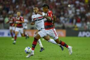 Flamengo 1 x 1 São Paulo - Lucas Moura marca 1º em retorno e vaias no Maracanã
