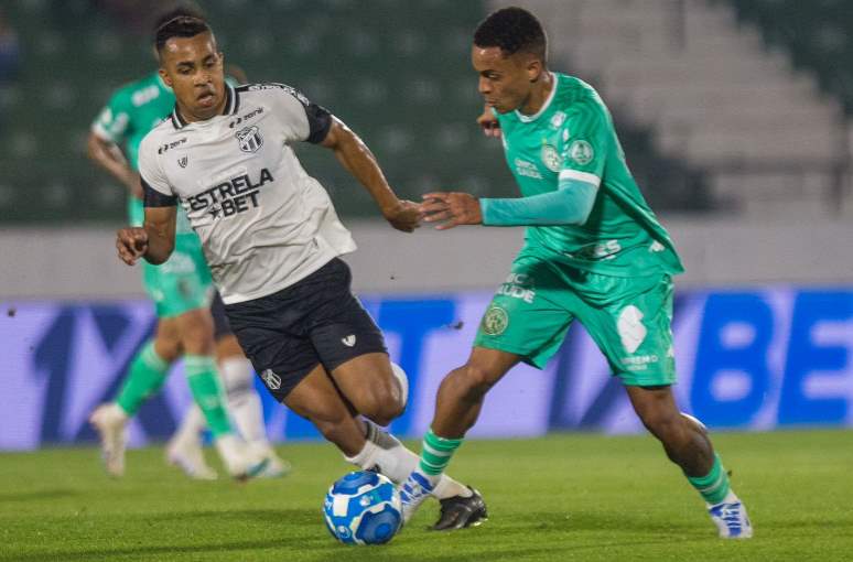 Guarani joga mal, e perde pela primeira vez na volta de Umberto Louzer