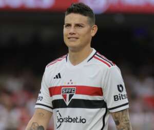 São Paulo atualiza lista e inscreve Lucas Moura e James Rodríguez na Sul-Americana